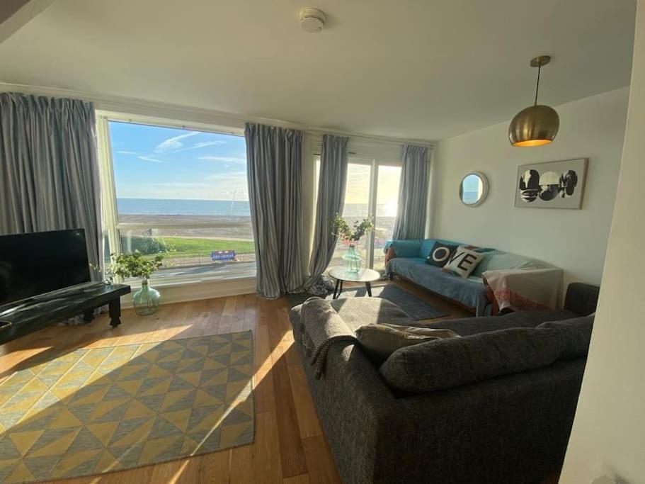 Central Sea View Maisonette Hastings Exterior photo